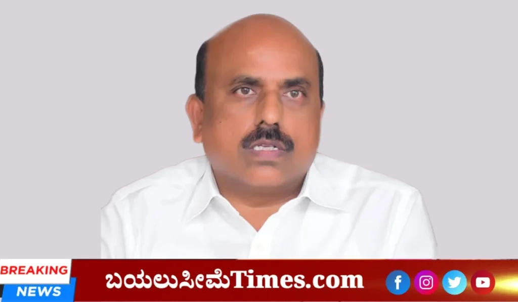 chitradurga dc venkatesh