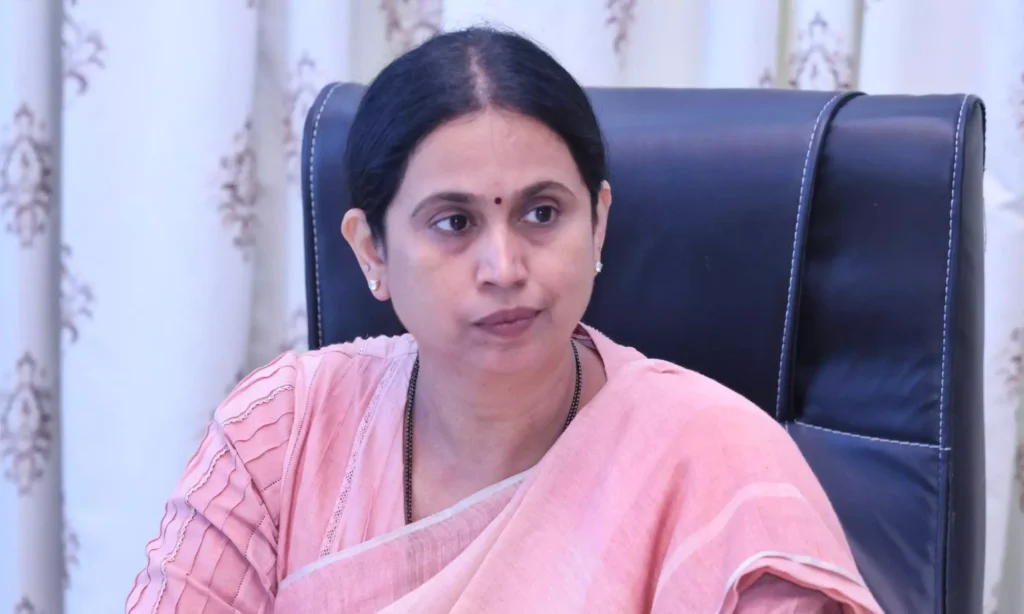 lakshmi hebbalkar,