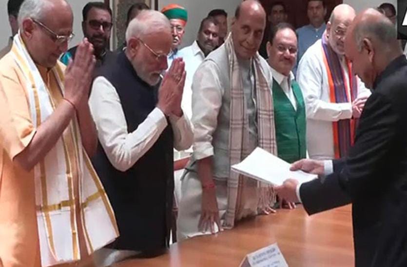 ಎನ್ಡಿಎ ಅಭ್ಯರ್ಥಿ ಸಿ.ಪಿ. ರಾಧಾಕೃಷ್ಣನ್ ನಾಮಪತ್ರ ಸಲ್ಲಿಕೆ