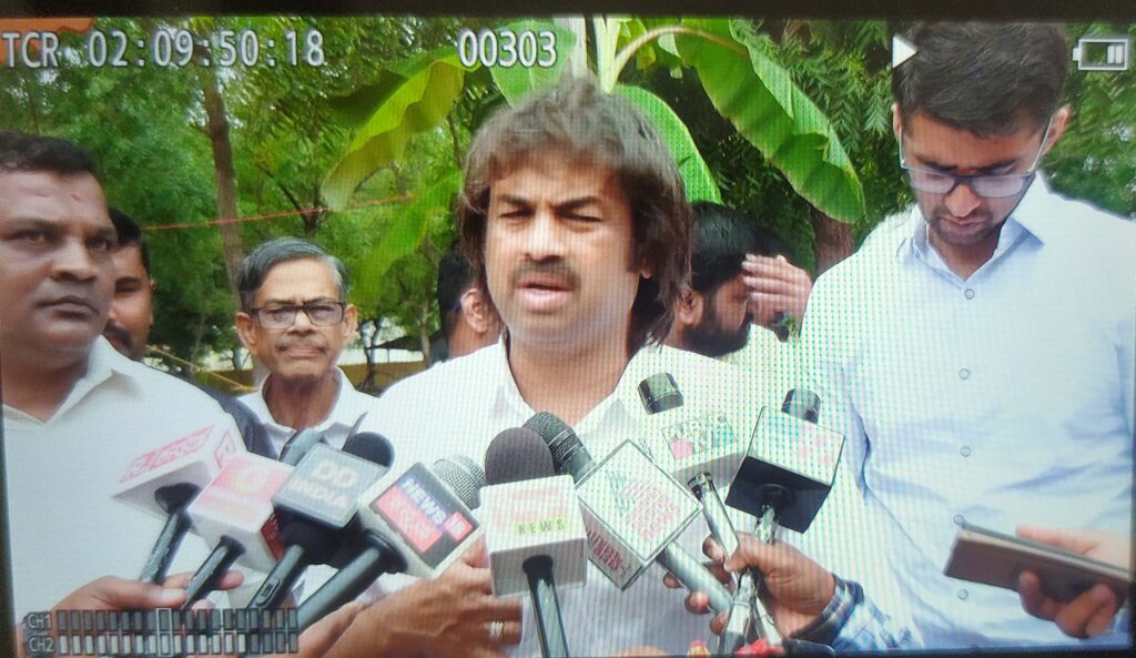 ಪಹಲ್ಗಾಮ್ ದಾಳಿಗೆ ಯಾರು ಹೊಣೆ ; ಬಿಜೆಪಿ ಮೊದಲು ಆತ್ಮವಿಮರ್ಶೆ ಮಾಡಿಕೊಳ್ಳಲಿ – ಸಚಿವ ಮಧು ಬಂಗಾರಪ್ಪ