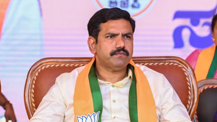 ಬಿಹಾರ ಚುನಾವಣೆ ಬಳಿಕ ರಾಜ್ಯ ರಾಜಕಾರಣದಲ್ಲಿ ಸ್ಥಿತ್ಯಂತರ; ವಿಜಯೇಂದ್ರ